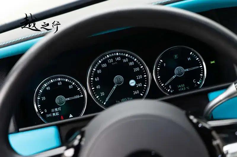 2022 Cullinan 6.7T Automatic AWD 4-seater — миниатюра 26