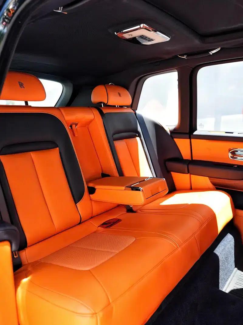 2020 Cullinan Black Badge — миниатюра 6