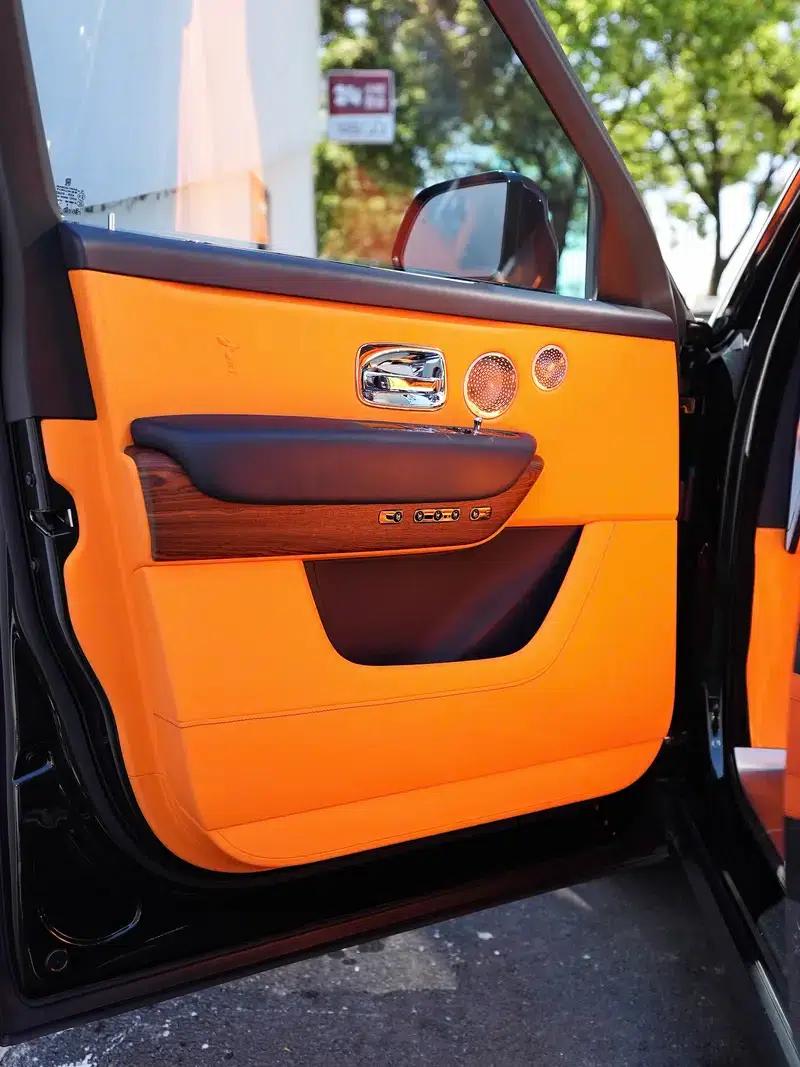 2020 Cullinan Black Badge — миниатюра 8