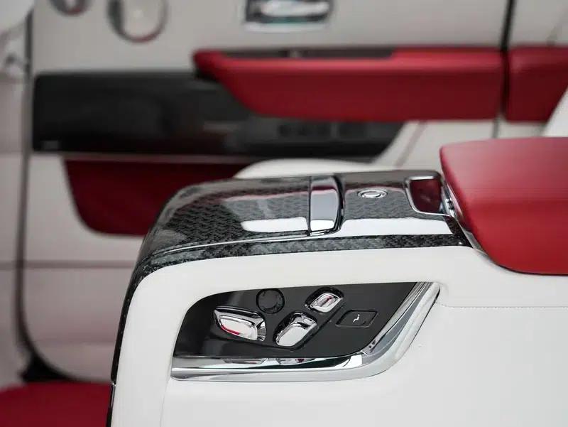 2018 Cullinan, four-seater version — миниатюра 11