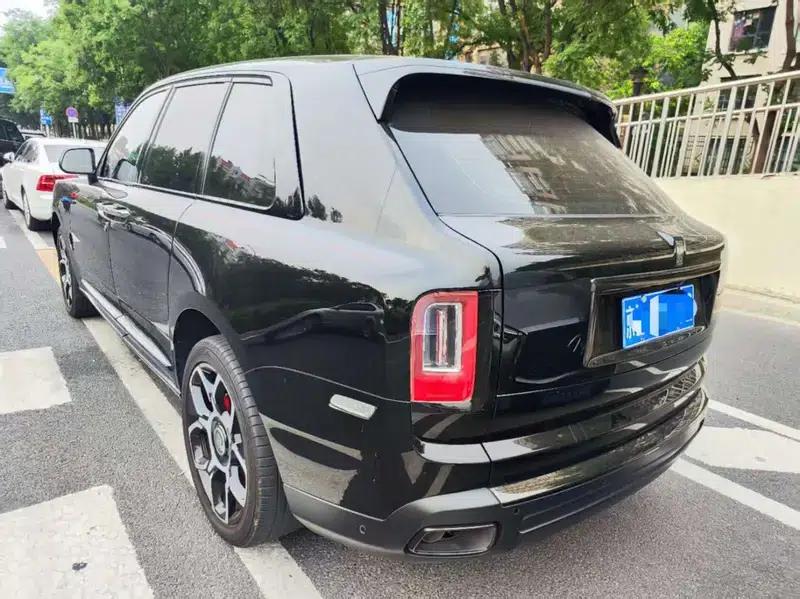 2020 Cullinan Black Badge — миниатюра 4