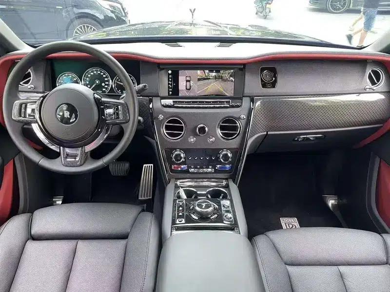 2020 Cullinan Black Badge — миниатюра 6