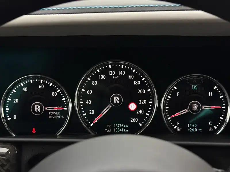 2020 Cullinan Black Badge — миниатюра 19