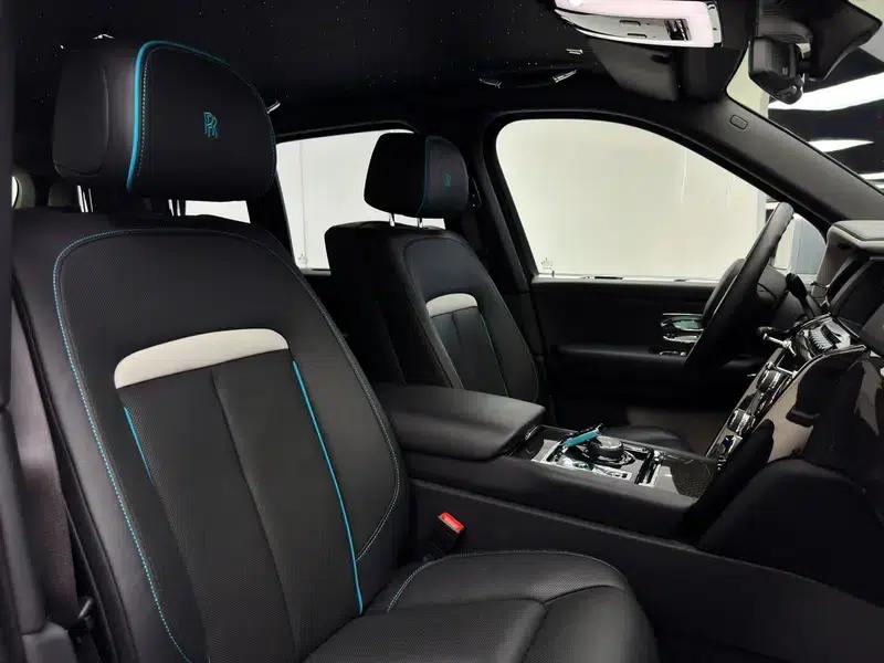 2020 Cullinan Black Badge — миниатюра 25