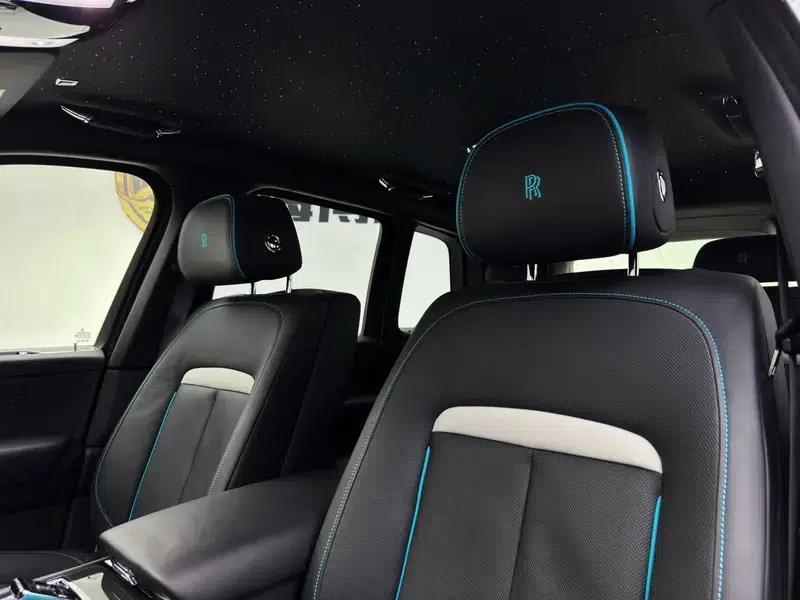 2020 Cullinan Black Badge — миниатюра 26
