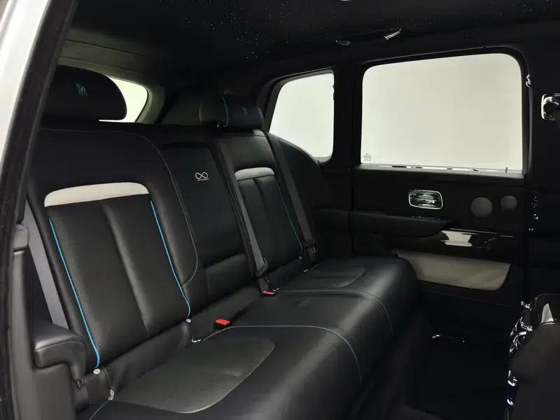 2020 Cullinan Black Badge — миниатюра 32