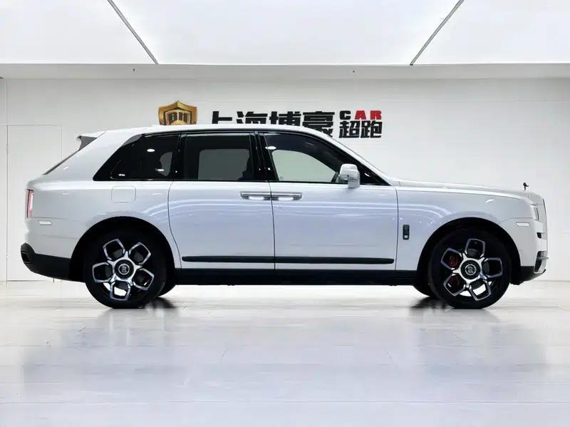2020 Cullinan Black Badge — миниатюра 7