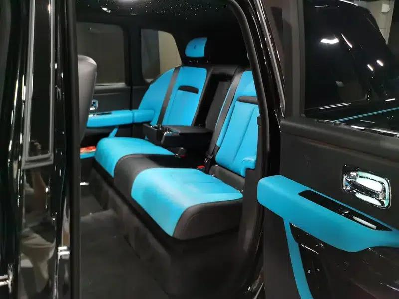 2020 Cullinan Black Badge — миниатюра 11