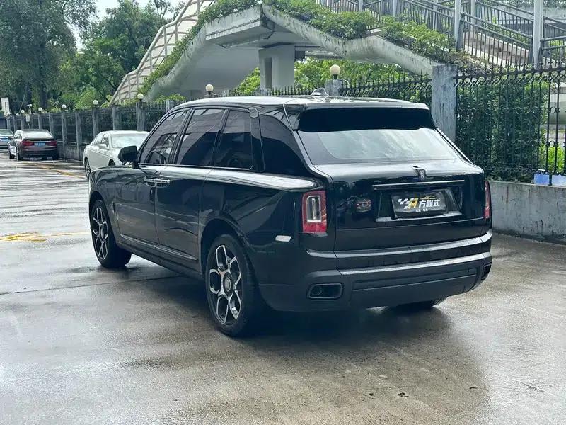 2020 Cullinan Black Badge — миниатюра 4