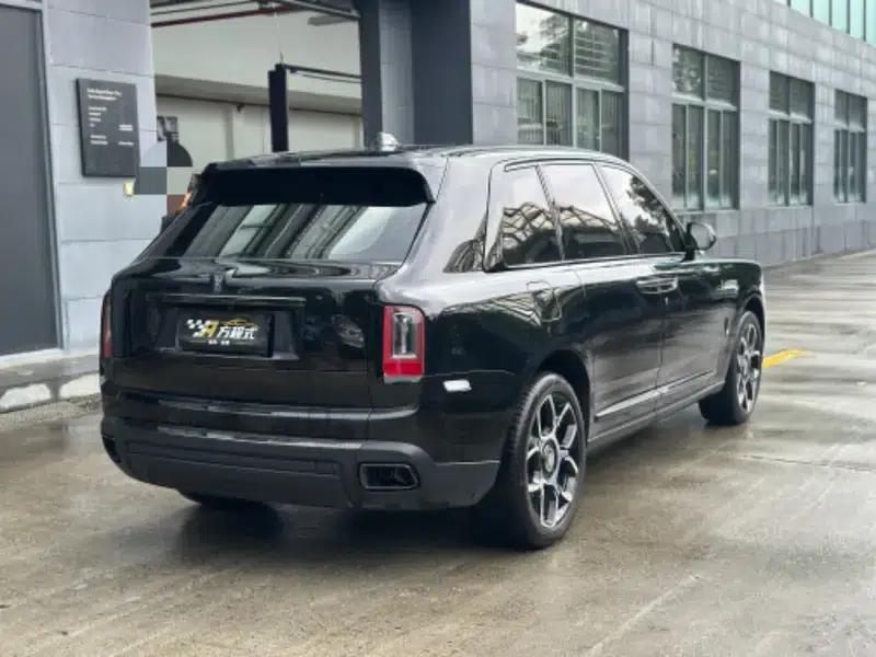 2020 Cullinan Black Badge — миниатюра 5