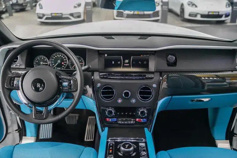 2020 Cullinan Black Badge — миниатюра 11