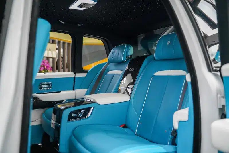 2020 Cullinan Black Badge — миниатюра 13