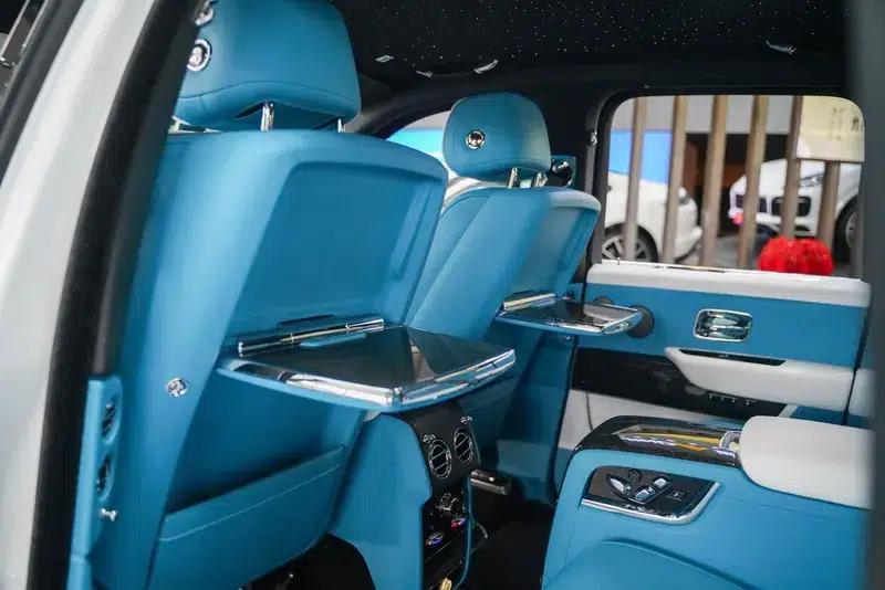 2020 Cullinan Black Badge — миниатюра 5