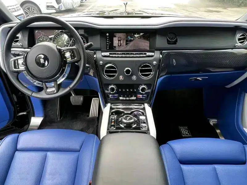 2020 Cullinan Black Badge — миниатюра 6
