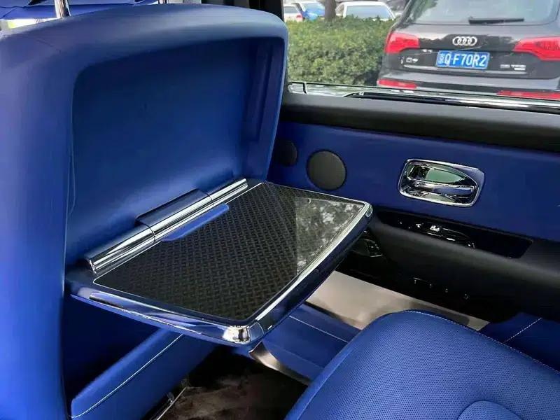 2020 Cullinan Black Badge — миниатюра 8