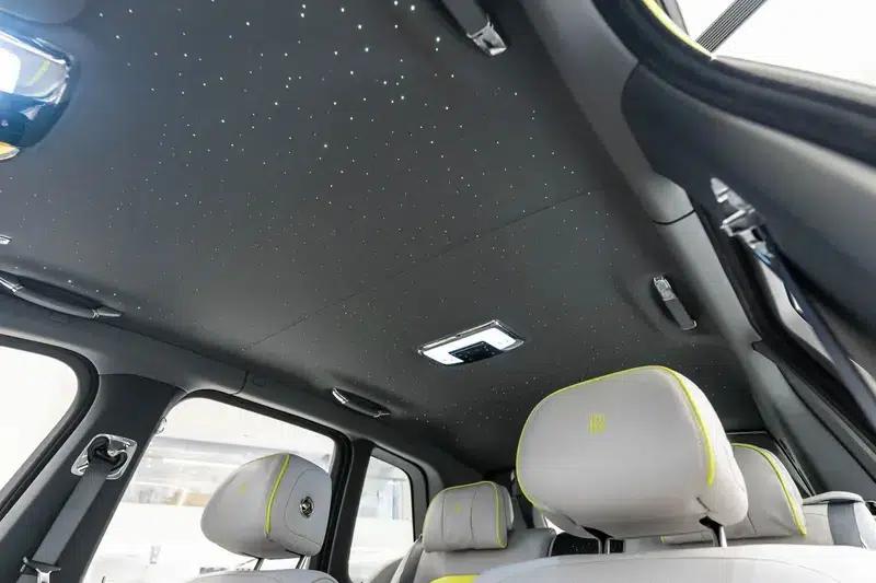 2020 Cullinan Black Badge — миниатюра 20