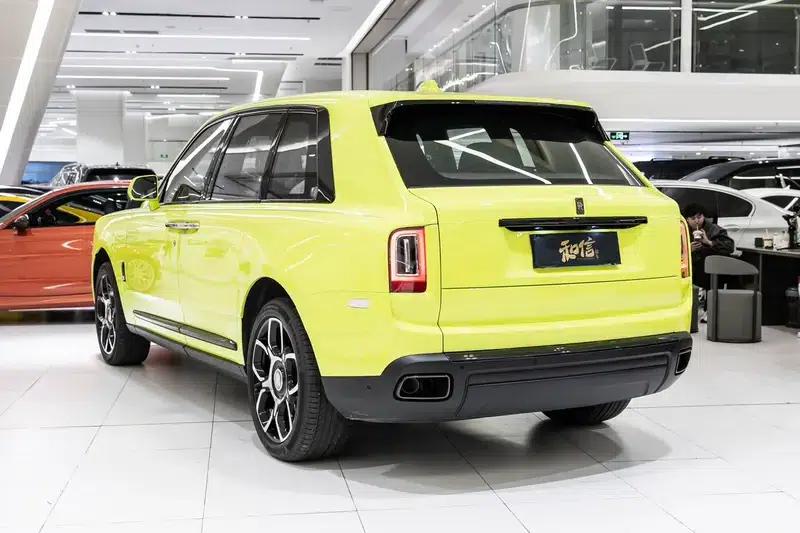 2020 Cullinan Black Badge — миниатюра 4