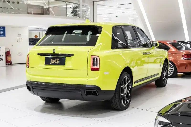 2020 Cullinan Black Badge — миниатюра 6