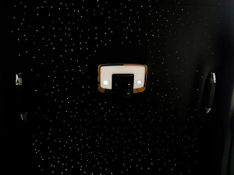 2020 Cullinan Black Badge — миниатюра 11