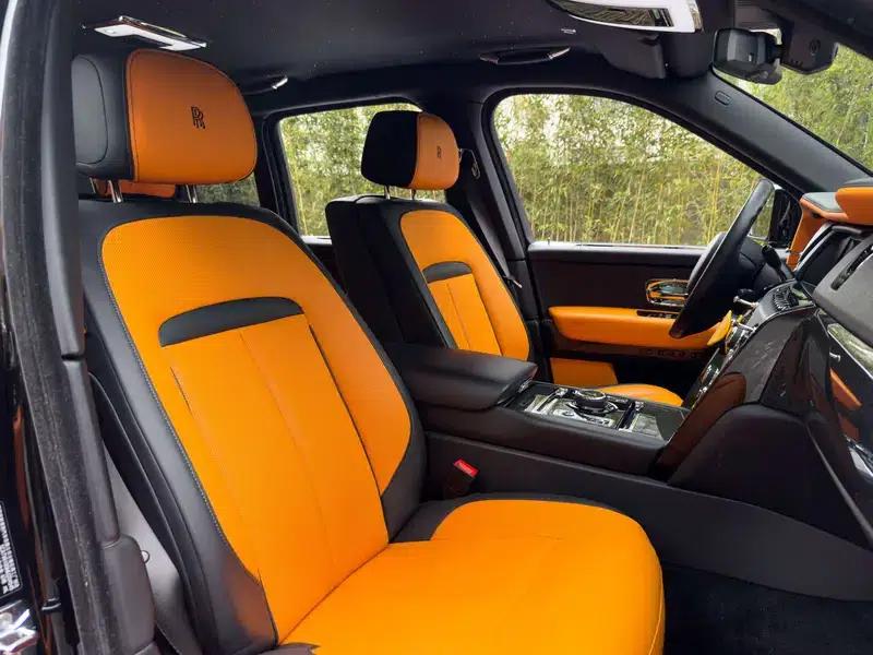 2020 Cullinan Black Badge — миниатюра 19