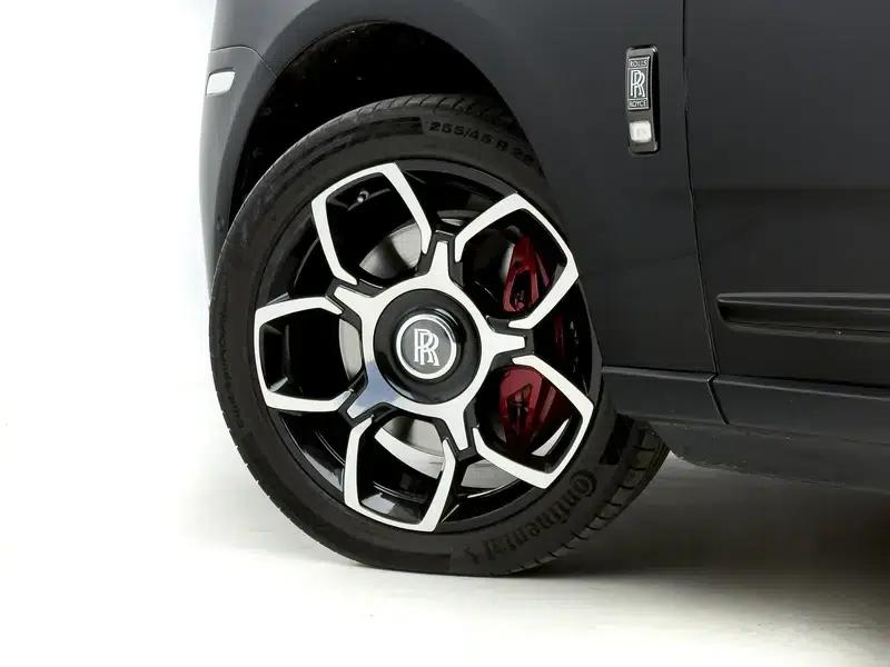 2020 Cullinan Black Badge — миниатюра 8