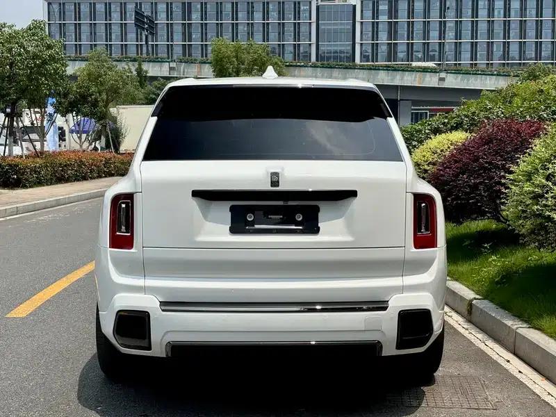 2020 Cullinan Black Badge — миниатюра 5