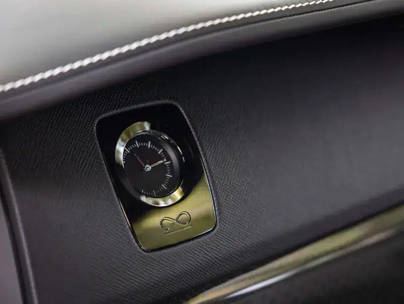 2020 Cullinan Black Badge — миниатюра 16