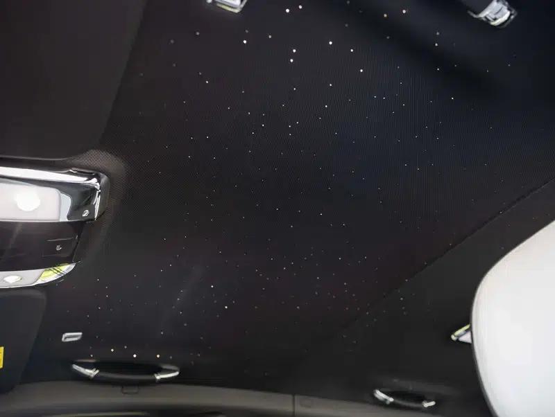 2020 Cullinan Black Badge — миниатюра 21