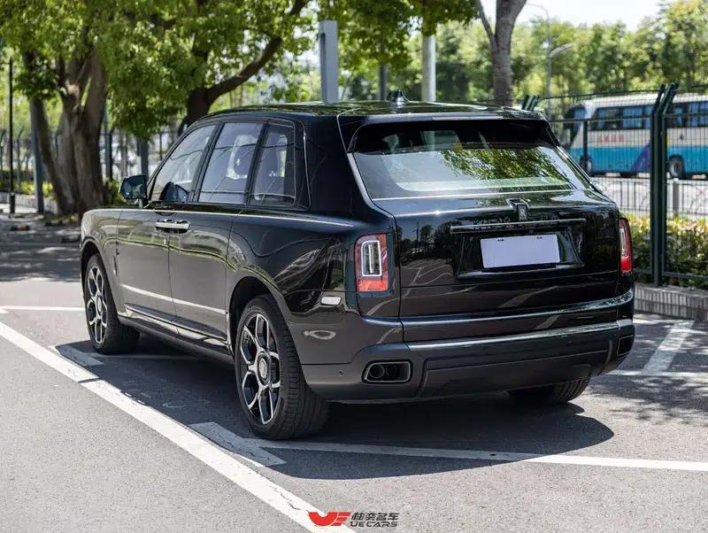 2020 Cullinan Black Badge — миниатюра 5