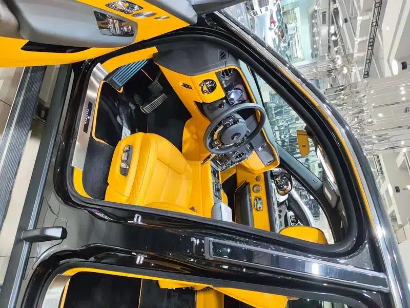 2018 Cullinan, four-seater version — миниатюра 6