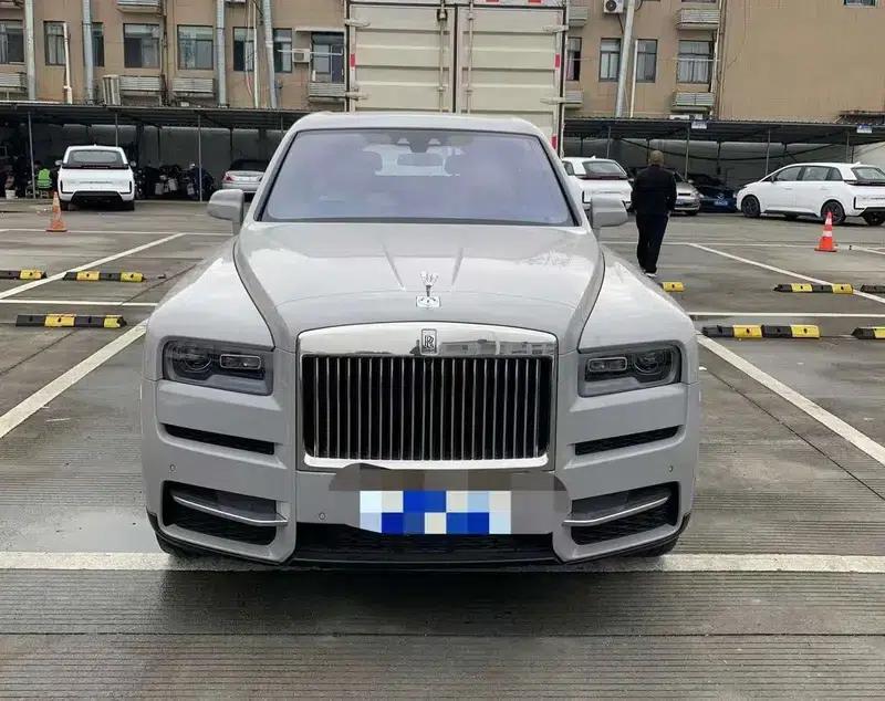 2018 Cullinan 5-seater — миниатюра 2