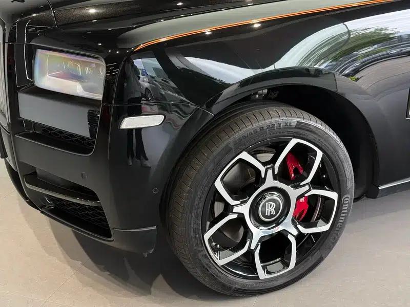 2020 Cullinan Black Badge — миниатюра 4