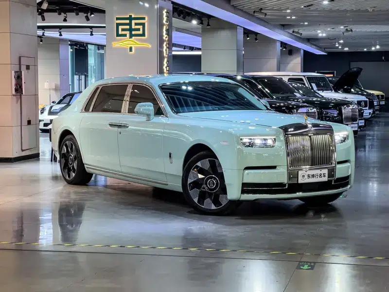 2024 Phantom 6.7T Long Wheelbase — миниатюра 3