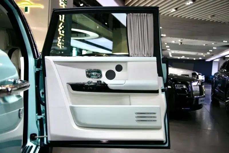 2024 Phantom 6.7T Long Wheelbase — миниатюра 29