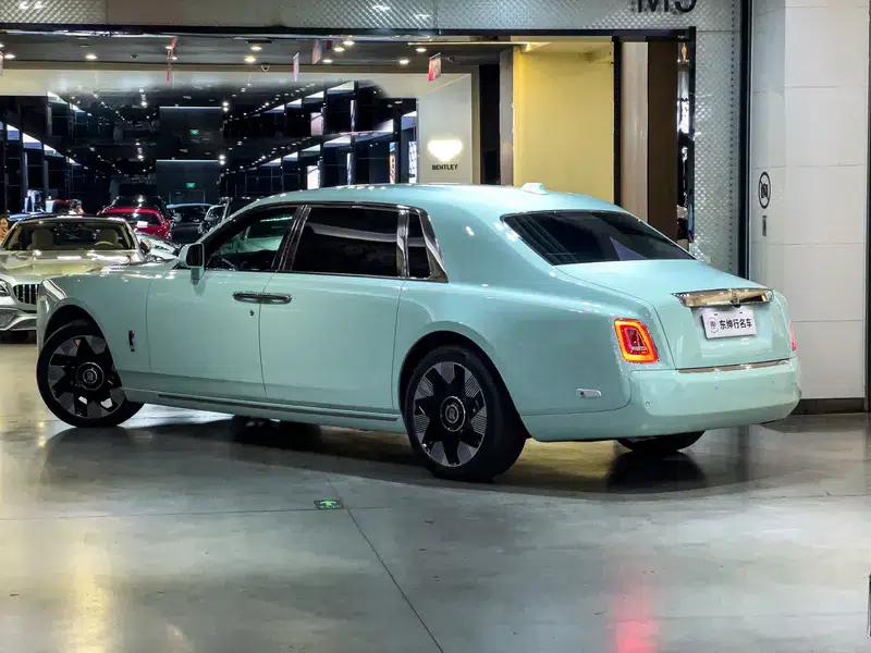 2024 Phantom 6.7T Long Wheelbase — миниатюра 4