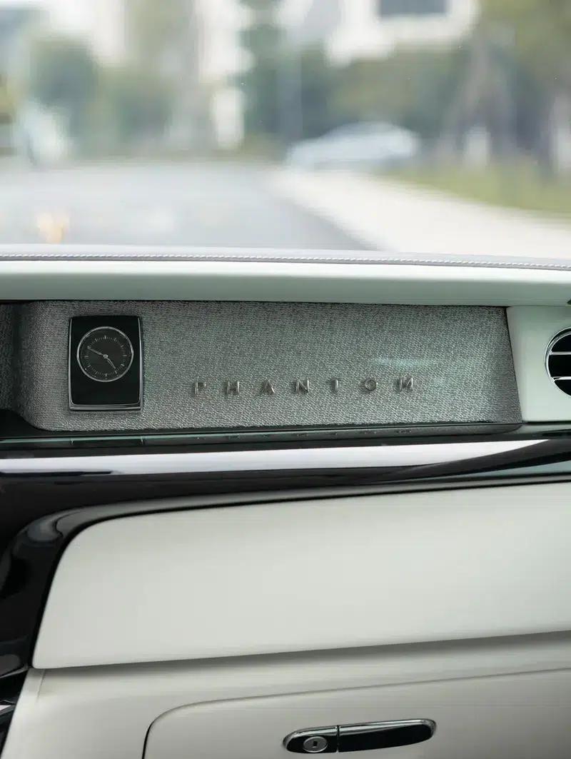 2024 Phantom 6.7T Long Wheelbase — миниатюра 14