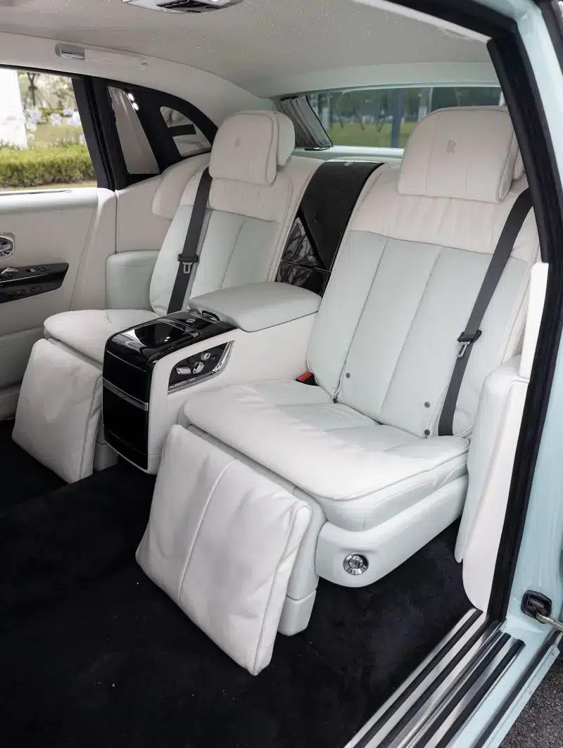 2024 Phantom 6.7T Long Wheelbase — миниатюра 23