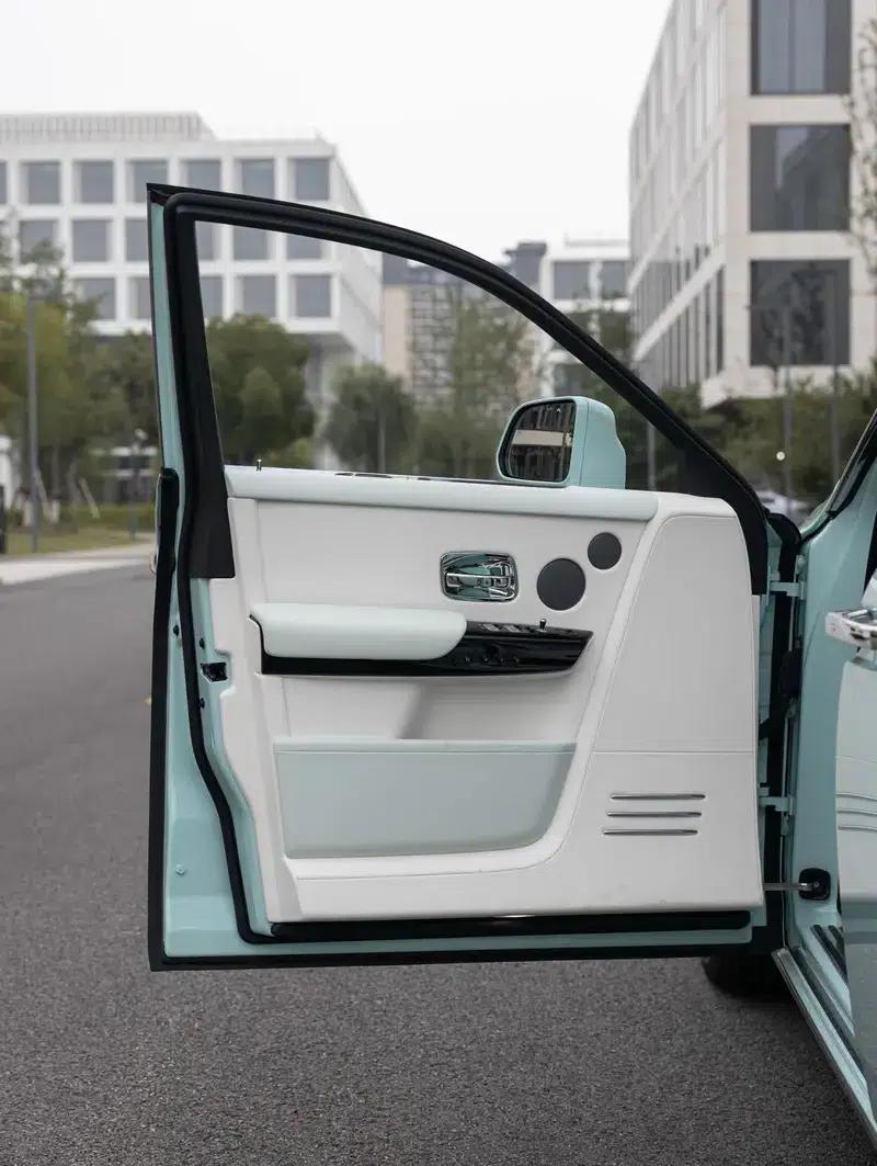 2024 Phantom 6.7T Long Wheelbase — миниатюра 25