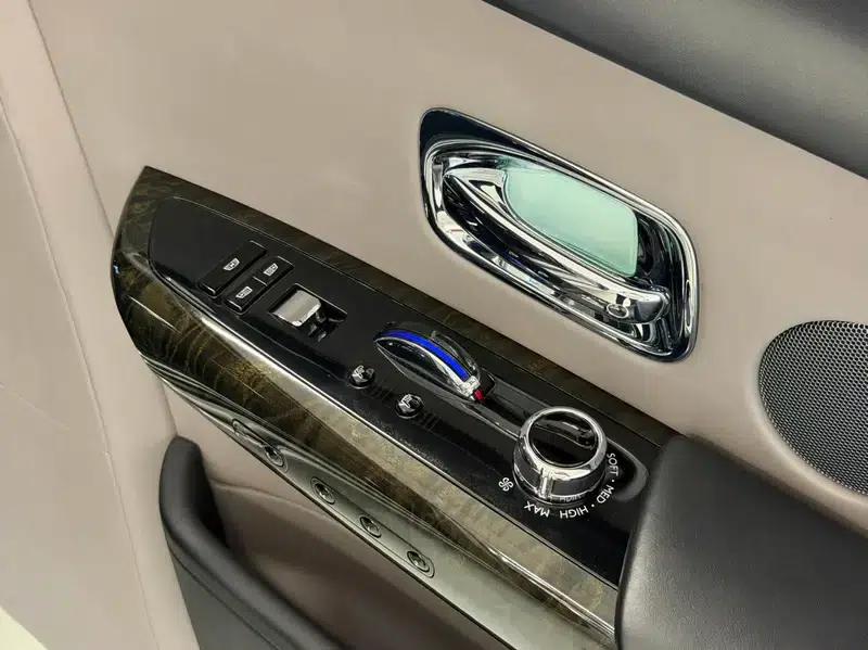 2018 Phantom 6.7T Long Wheelbase — миниатюра 10