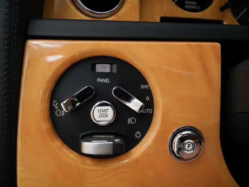 2013 Phantom 6.7L Extended Wheelbase (EWB) — миниатюра 32
