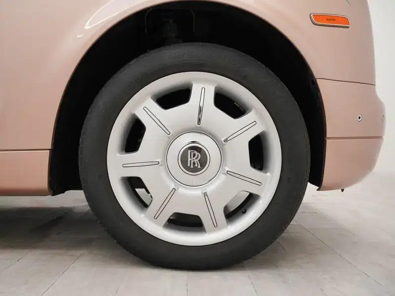 2013 Phantom 6.7L Extended Wheelbase (EWB) — миниатюра 8