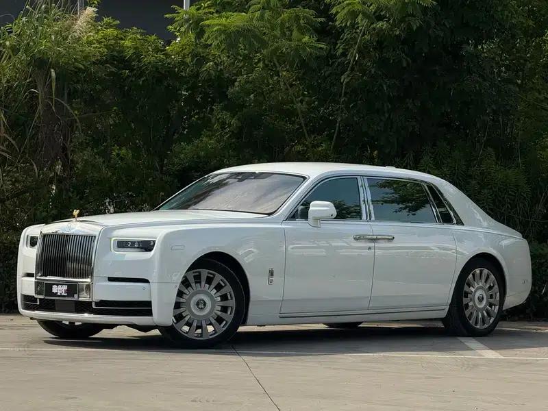 2018 Phantom 6.7T Long Wheelbase — миниатюра 1