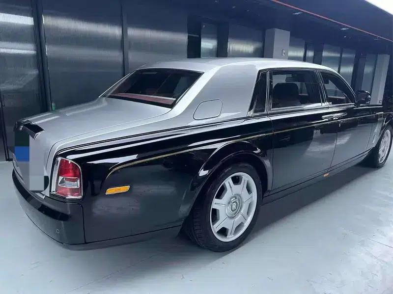 2013 Phantom 6.7L Extended Wheelbase (EWB) — миниатюра 4