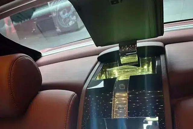 2013 Phantom 6.7L Extended Wheelbase (EWB) — миниатюра 9