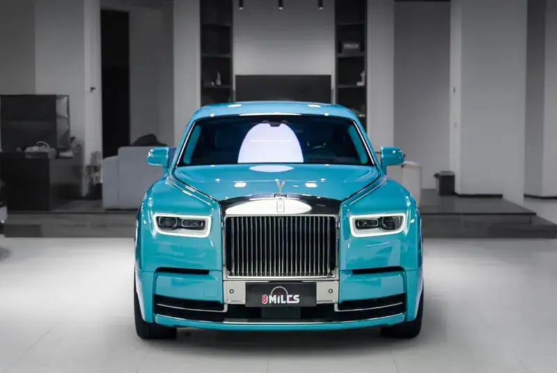 2018 Phantom 6.7T Long Wheelbase — миниатюра 2