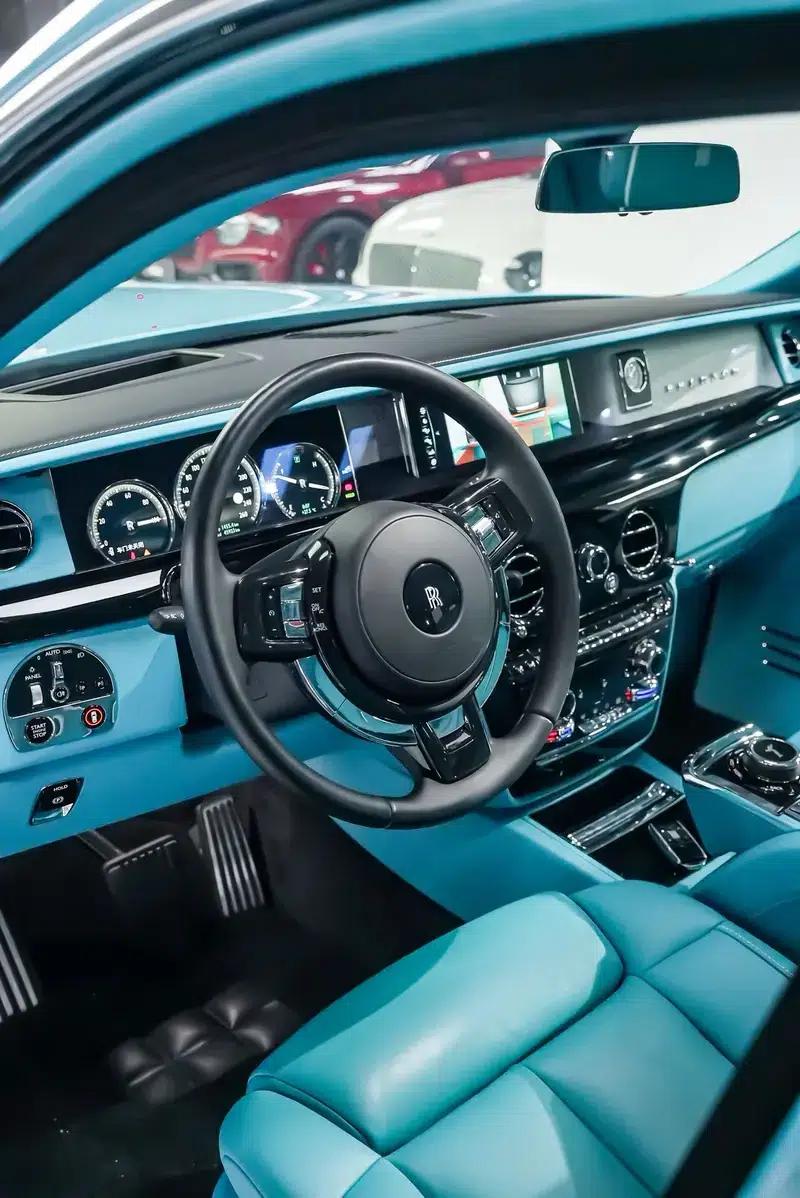 2018 Phantom 6.7T Long Wheelbase — миниатюра 12