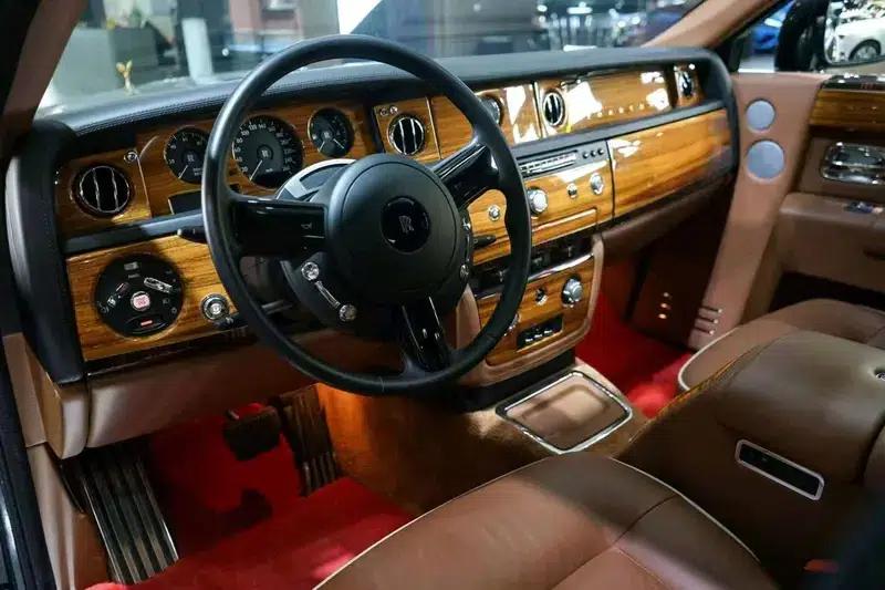 2013 Phantom 6.7L Standard Edition — миниатюра 8