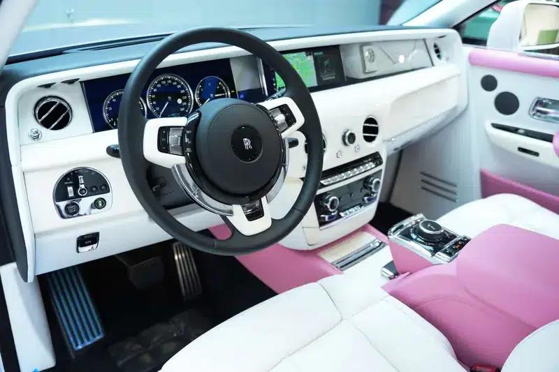 2018 Phantom 6.7T Long Wheelbase — миниатюра 6