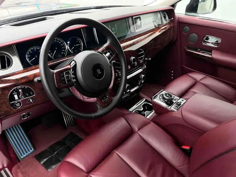 2018 Phantom 6.7T Long Wheelbase — миниатюра 11