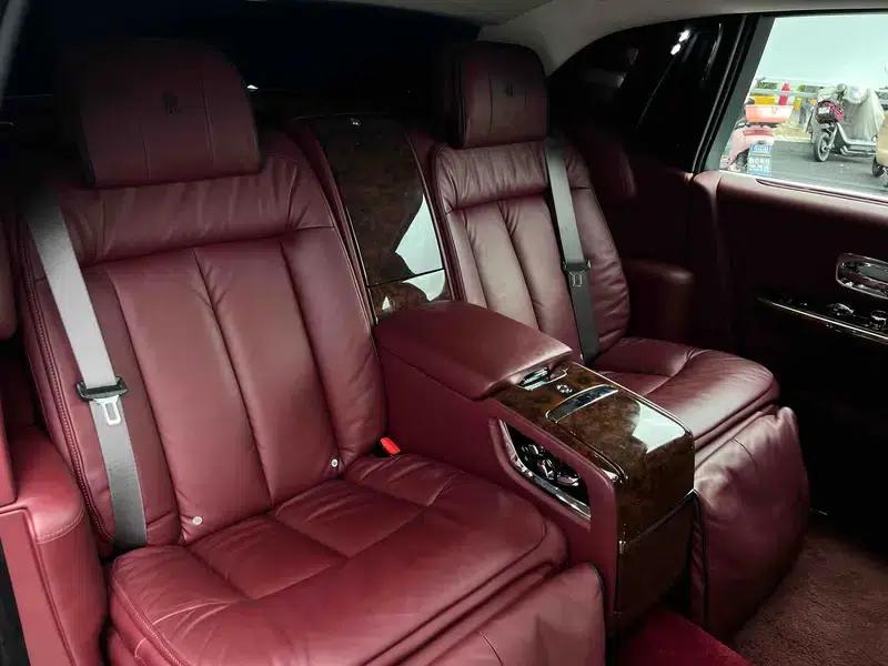 2018 Phantom 6.7T Long Wheelbase — миниатюра 16
